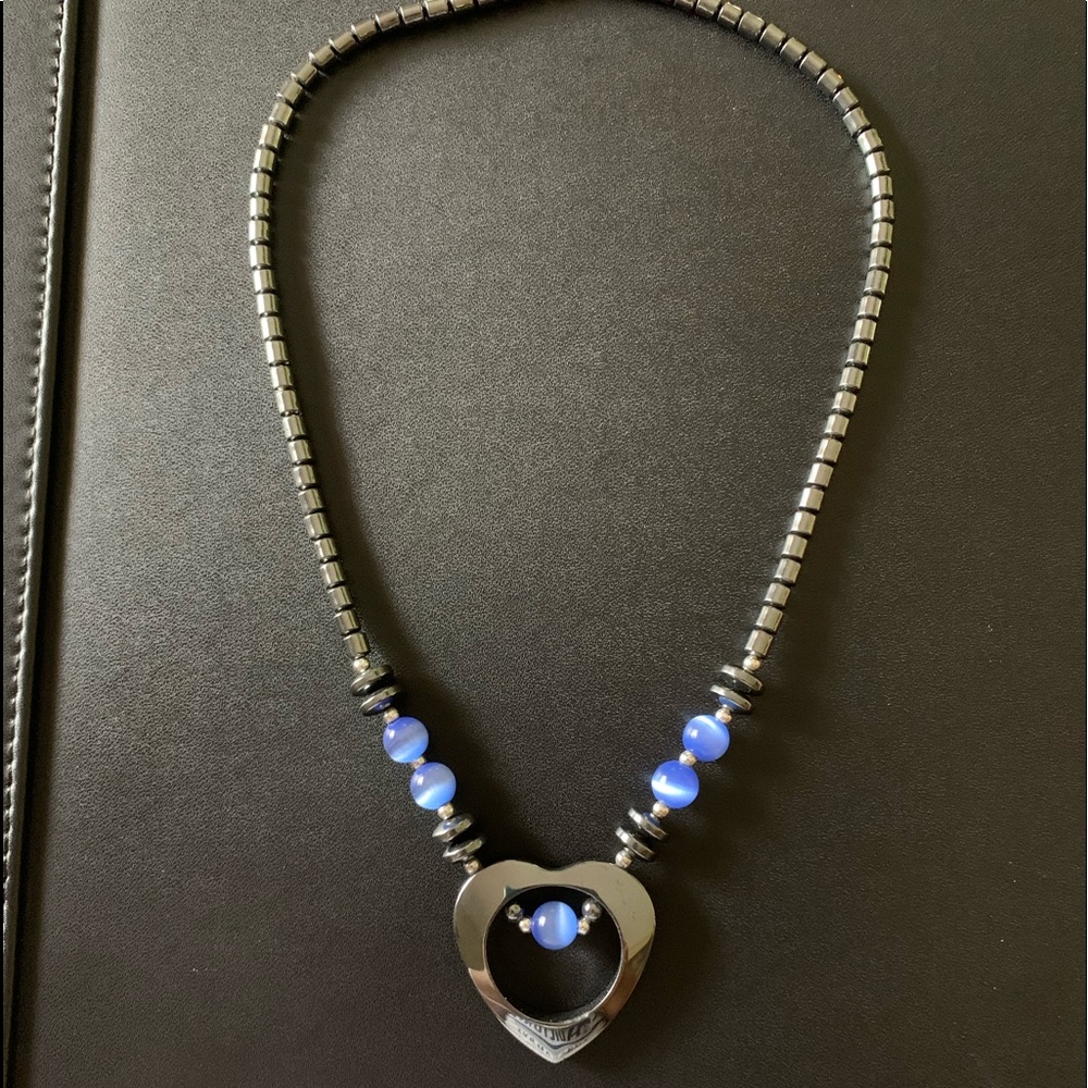 Woman’s Necklace